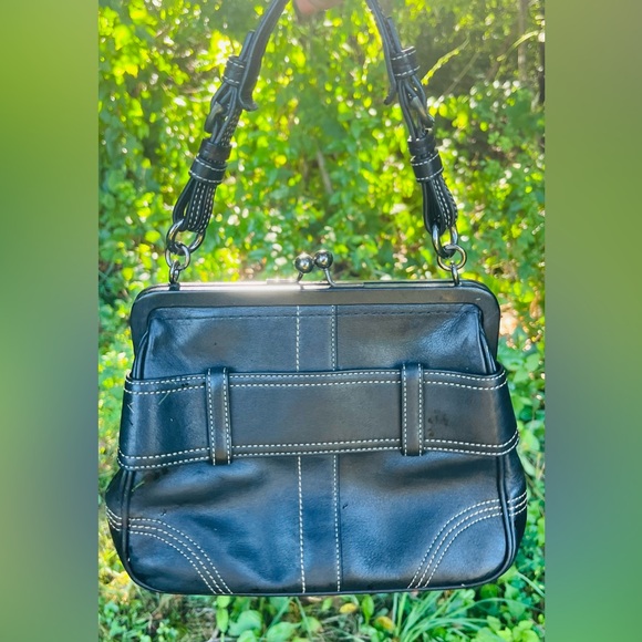 NEW! Coach bag❤️‍🔥of leather Y2K themed belted SoHo - Picture 2 of 4